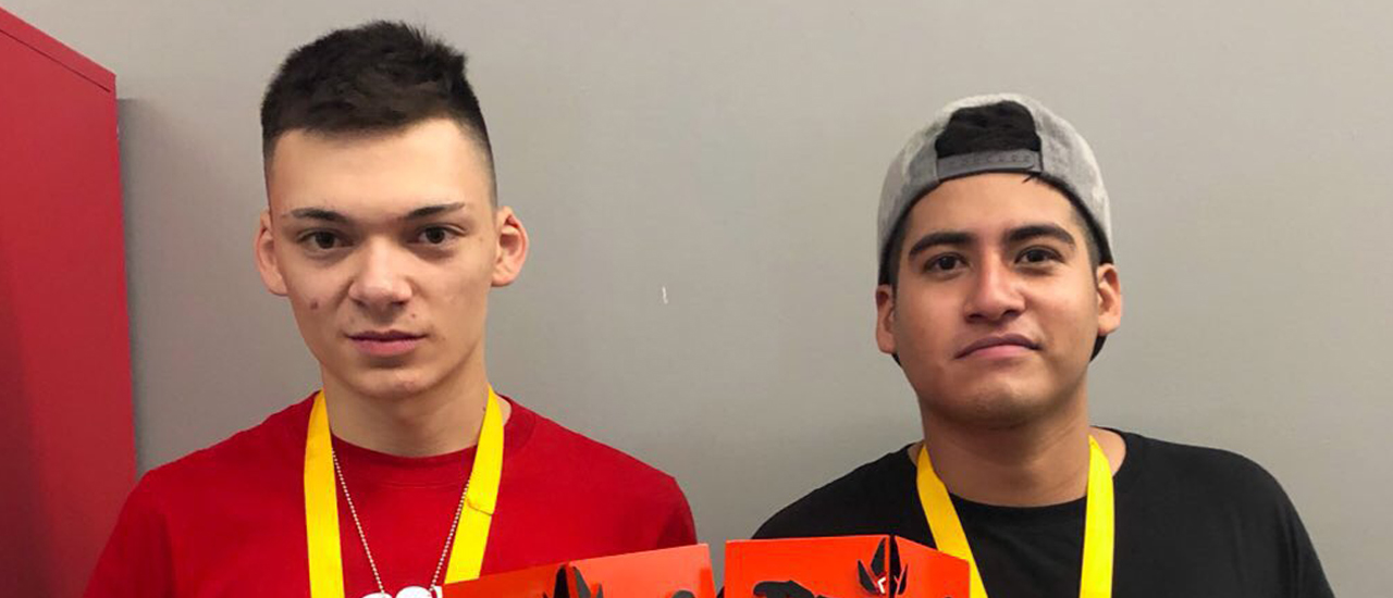 CACHA Y DOMINIC CAMPEONES INTERNACIONALES DE PANGEA 2 VS. 2