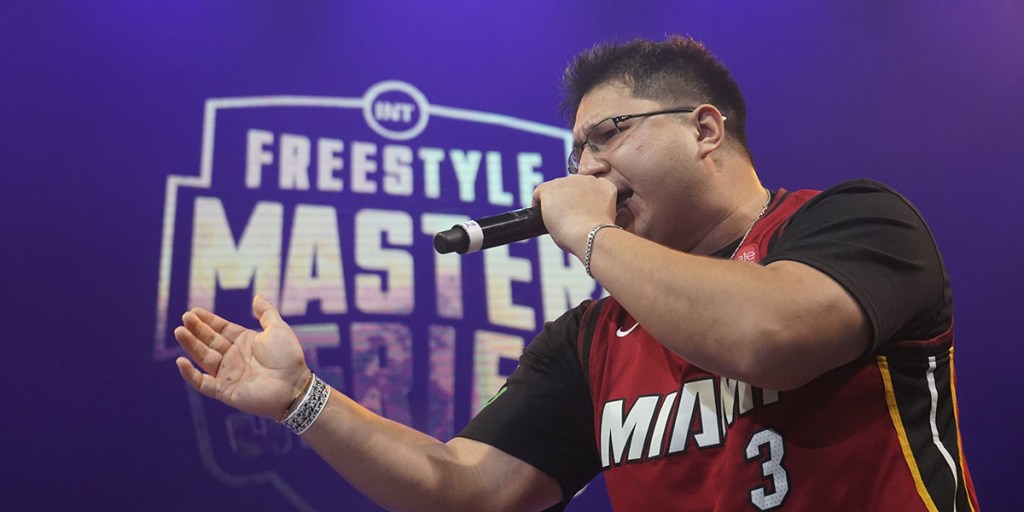 ¿A QUÉ MC MEXICANO BENEFICIARÁ EL FORMATO DE FMS INTERNACIONAL?