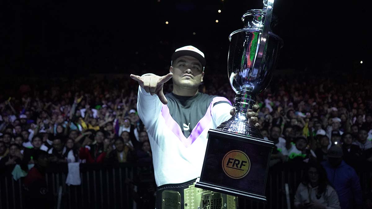 Así Luce Aczino El Bicampeonato De Red Bull Batalla Urban Roosters News