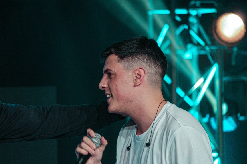 DE LA PLAZA AL ESTRELLATO: EL PASO DE ACRU Y DUKI POR LOLLAPALOOZA ARGENTINA 2022