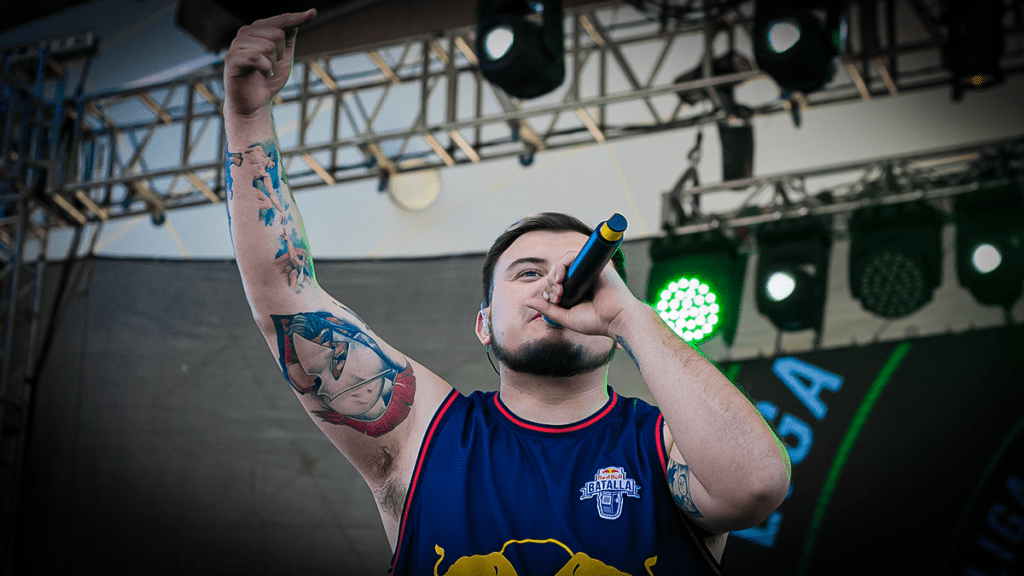 ¡CONOCE RIVAL DE RAPDER EN FMS INTERNACIONAL!