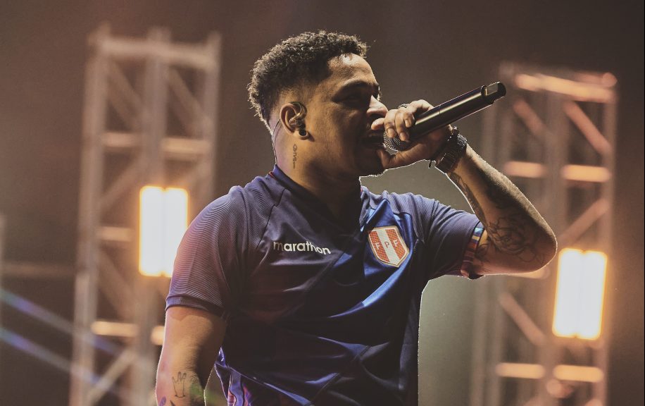 ¡A LEVANTARNOS DE ESTA! ESTAS SON LAS RIMAS FUTBOLERAS DE FMS PERÚ