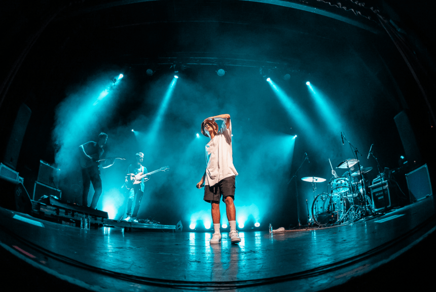 ACRU y Su Último Show del 2022: Obras en Obras