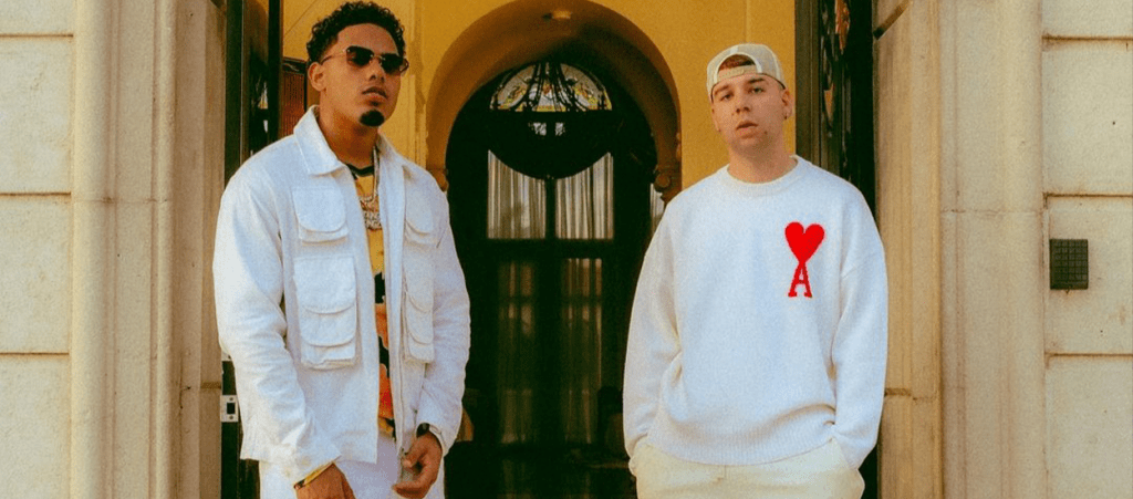 MYKE TOWERS Y QUEVEDO SE CONVIERTEN EN LIMPIADORES DE PISCINAS CON ‘PLAYA DEL INGLÉS’