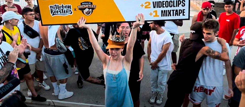 JULIA CRY SE CORONA EN LA FINAL NACIONAL DE REYES DE PLAZA