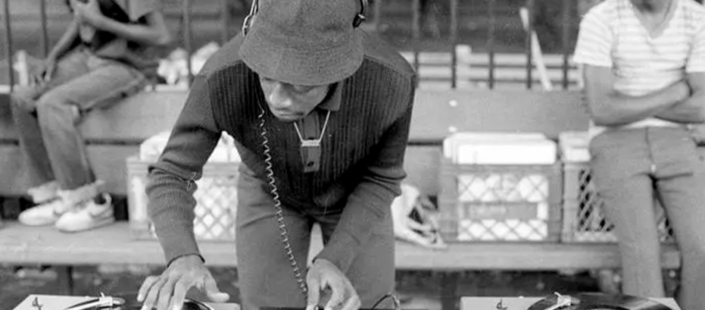 ¡HOY ES EL 50 ANIVERSARIO DE LA CREACIÓN DEL HIP HOP!