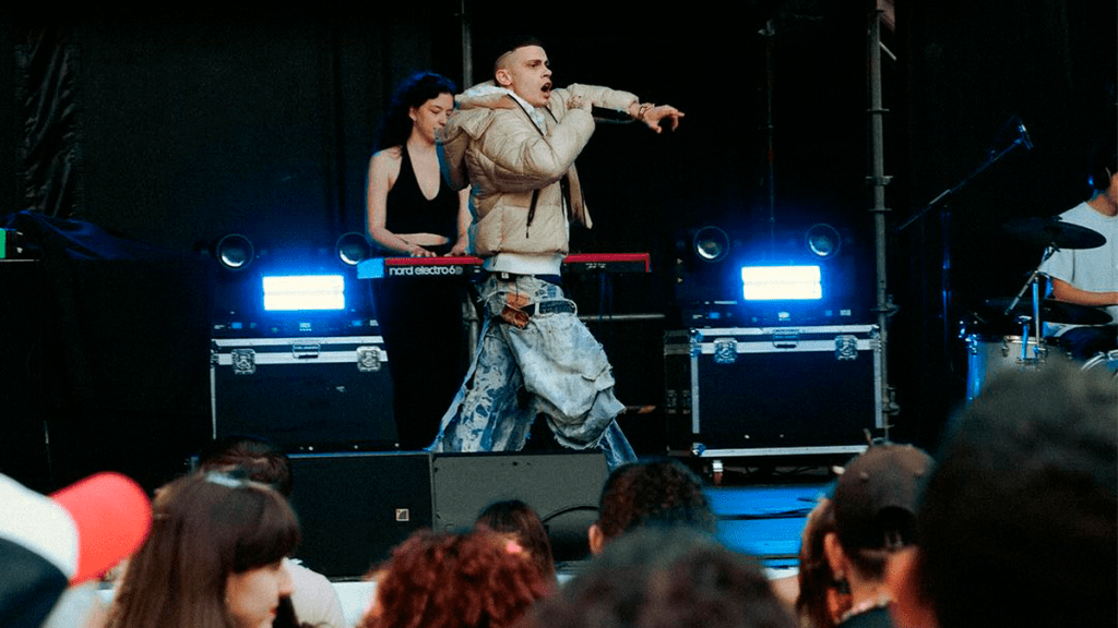 ANDRÉ GS: «MOSTRÁNDOME AL MUNDO DE LA FORMA MÁS REAL»