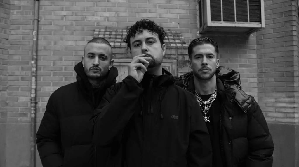 NATOS Y WAOR Y HOKE UNEN FUERZAS EN «BUDOKAI», LA ENTREGA NÚMERO 28 DE «BARRAS BRAVAS»