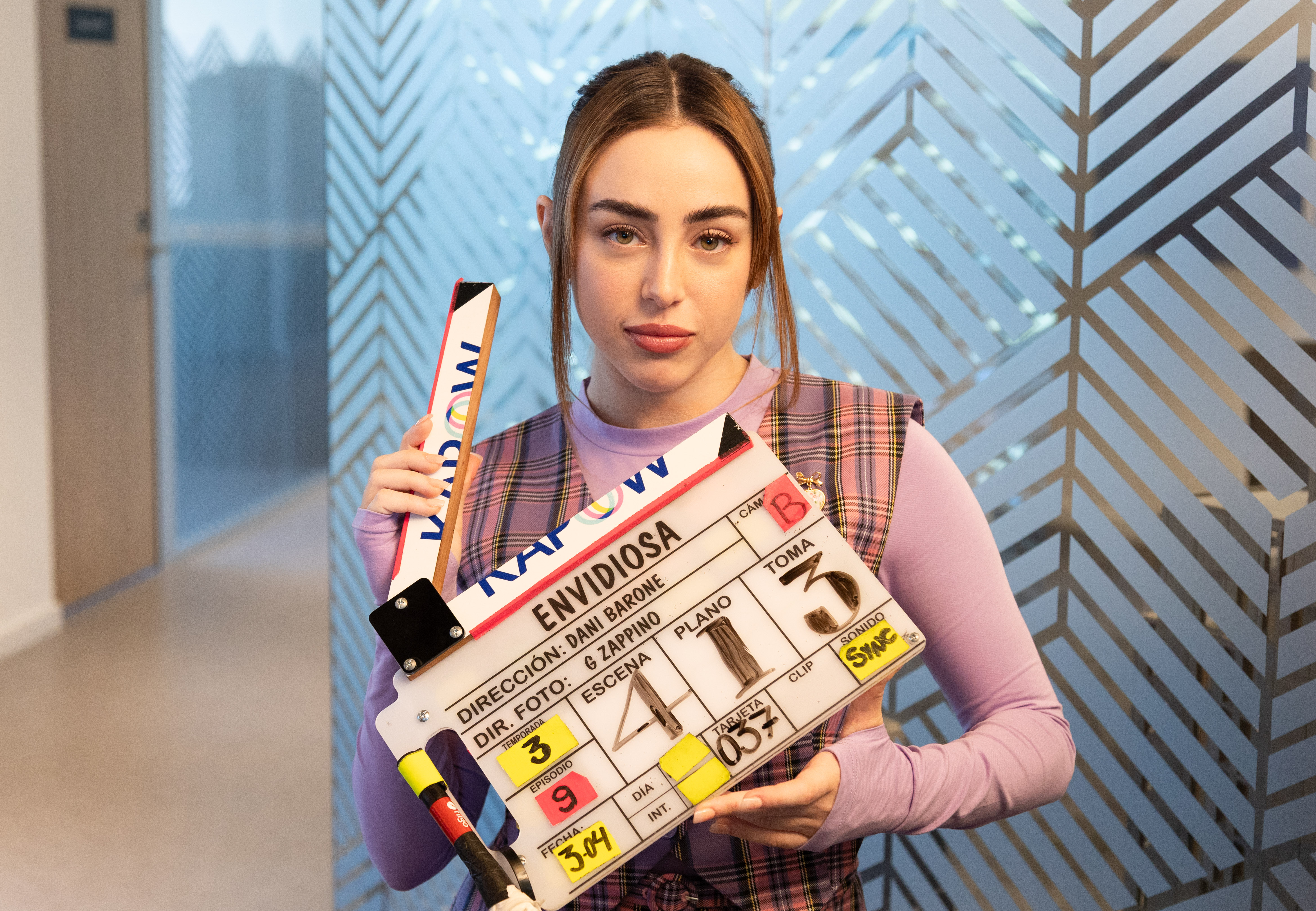 NICKI NICOLE LLEVA SU TALENTO A OTRO NIVEL: LA ARTISTA INTERNACIONAL ANUNCIA SU PARTICIPACIÓN EN “ENVIDIOSA”