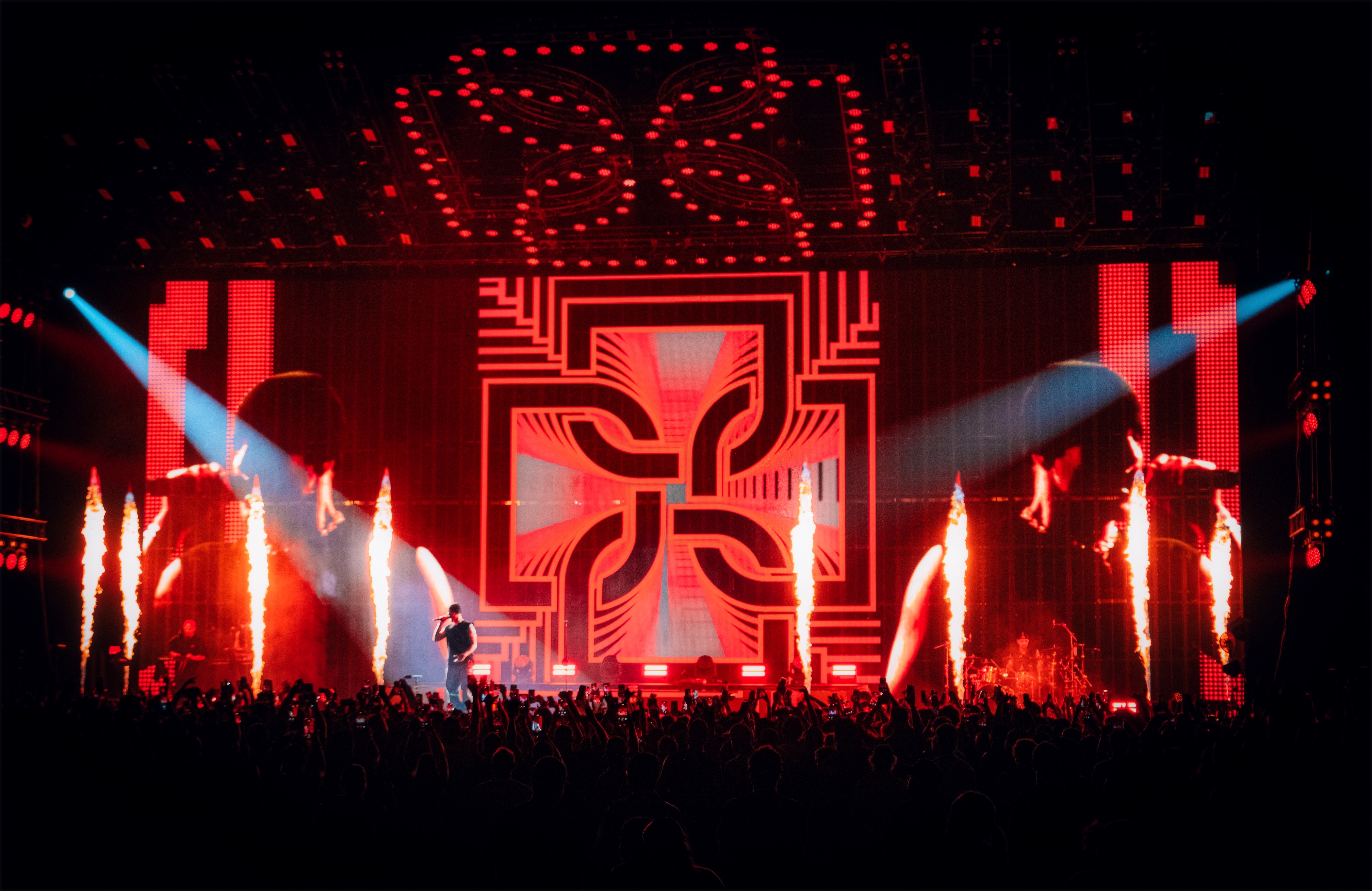 DUKI PONE BROCHE DE ORO A SU GIRA POR ESTADOS UNIDOS CON UN SHOW HISTÓRICO EN MIAMI JUNTO A JHAY CORTEZ