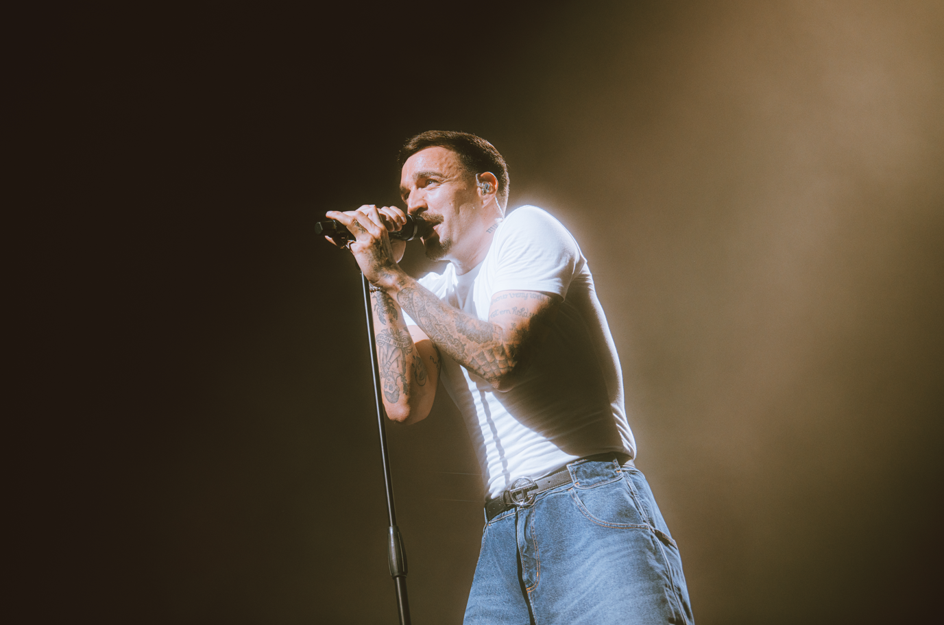 RELS B ANUNCIA NUEVO DISCO TRAS TRIUNFAR EN LATINOAMÉRICA